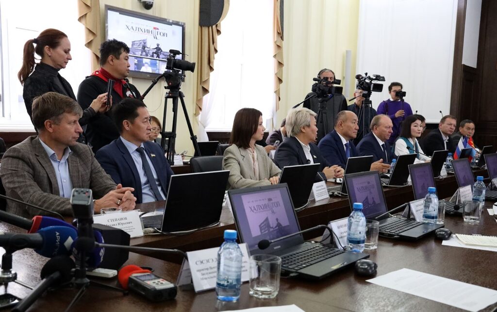 A round table was held to mark the 85th anniversary of the Khalkh River