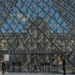Louvre robbed – culture minister