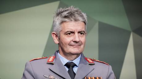NATO to deploy 800,000 troops in case of war with Russia – German general