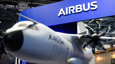 World’s largest aviation giant abandons Google over security concerns