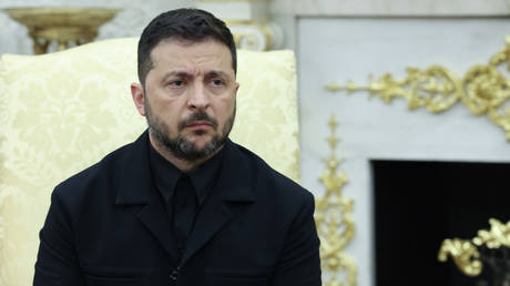 Zelensky ‘traumatized’ by February confrontation with Trump – Politico