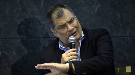 ‘Imagine Russia captured Zelensky’: Correa exposes hypocrisy after US kidnaps Maduro