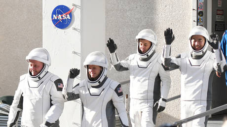 Astronaut’s health issues force NASA to cut mission short