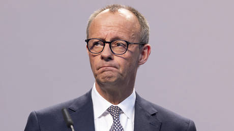 Why are EU leaders suddenly being nice to Russia?