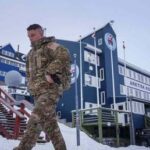 Trump threatens tariffs on NATO opponents of Greenland plan