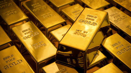 Buckets and bullion: Behind the glitter of Russia’s gold reserves