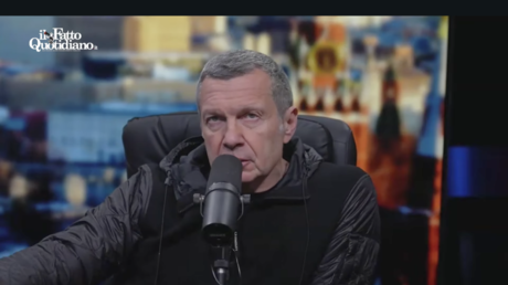 WATCH Popular Russian TV host take a stab at Italy’s PM over economy and immigration