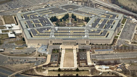 Pentagon strikes deals with top AI companies
