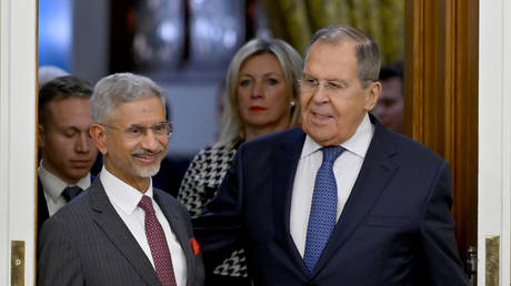 Western pressure on India over Russian oil is ‘neocolonial’ – Lavrov