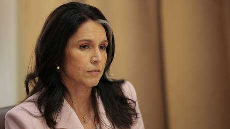 Tulsi Gabbard quits Trump administration