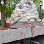 Ukraine dismantles monument to legendary Kiev-born writer (VIDEO)