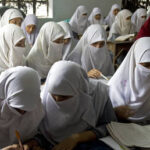 Italy bans burqas in schools